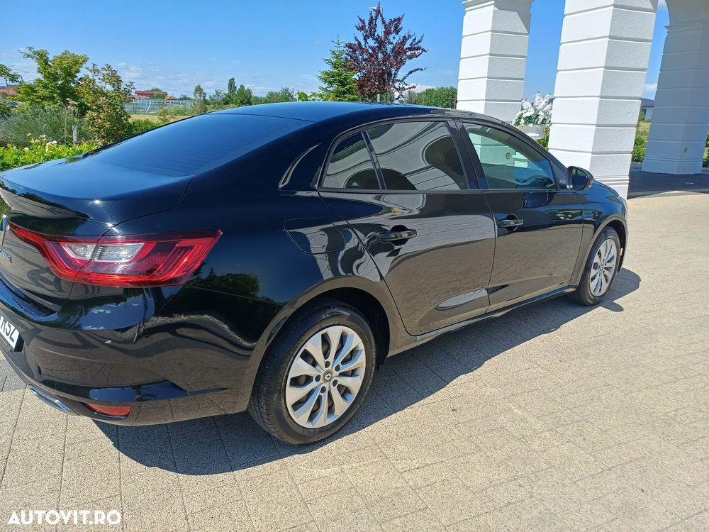 Renault Megane TCE 140 Equilibre - 14