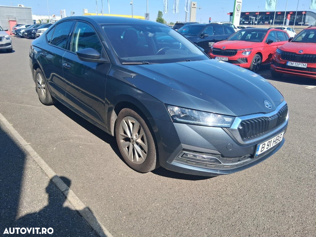 Skoda Octavia 2.0 TDI DSG Style - 3