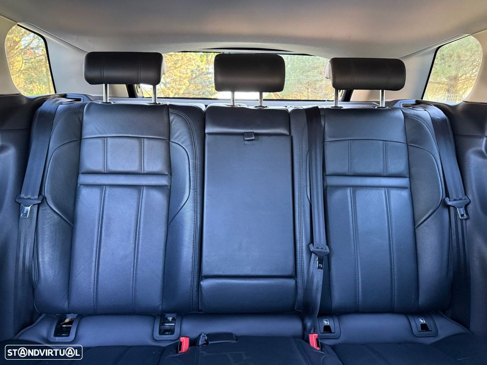 Land Rover Range Rover Evoque 1.5 P300e AWD R-Dynamic S Auto - 30