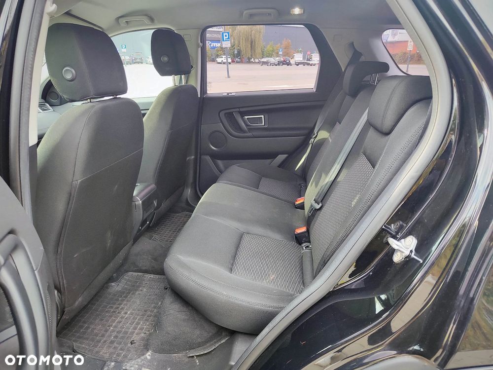 Land Rover Discovery Sport 2.0 eD4 SE - 9
