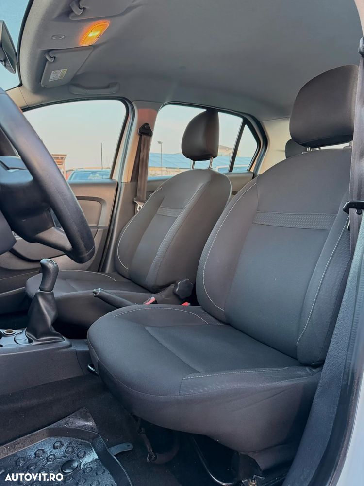 Dacia Logan 0.9 TCe Ambiance - 17