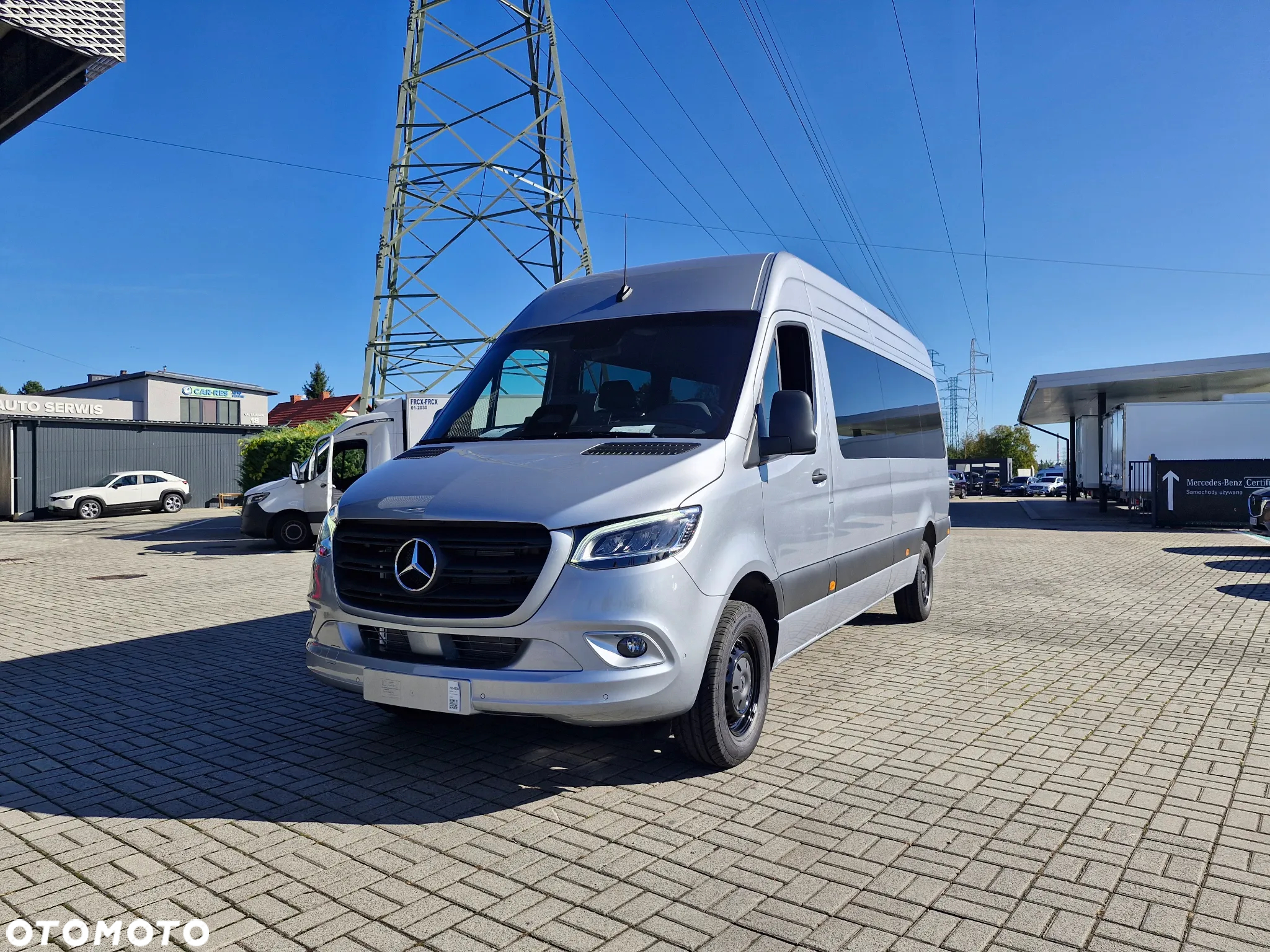 Mercedes-Benz Sprinter - 2