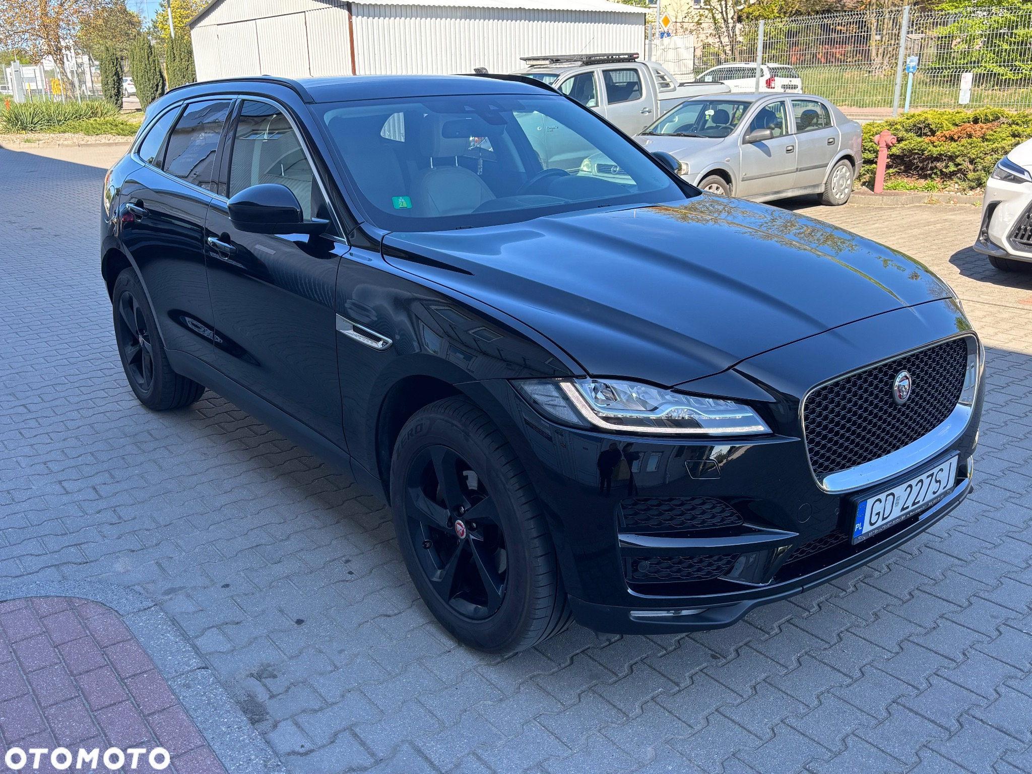 Jaguar E-Pace - 2
