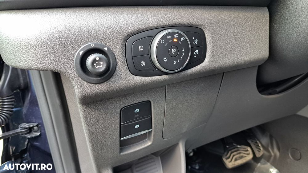 Ford NEW TRANSIT VAN L2H2 FWD A/T - 33