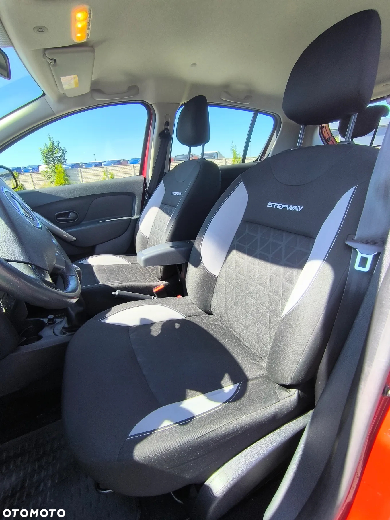 Dacia Sandero Stepway TCe 90 Prestige - 25
