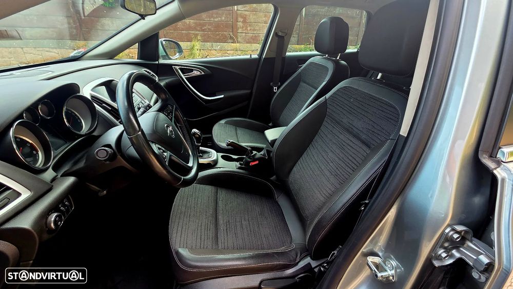 Opel Astra Sports Tourer 1.6 CDTi Executive S/S J18 - 10