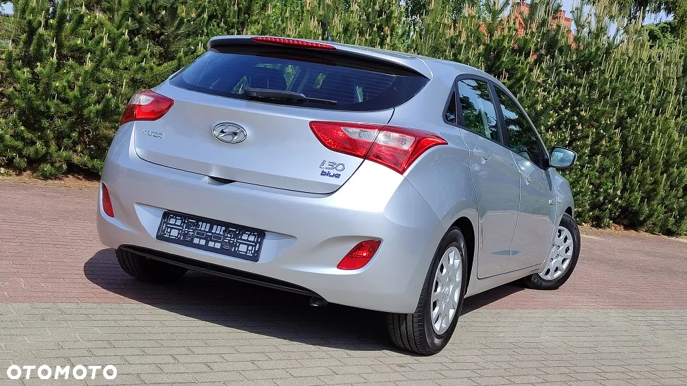 Hyundai i30 1.6 GDI Classic + - 18