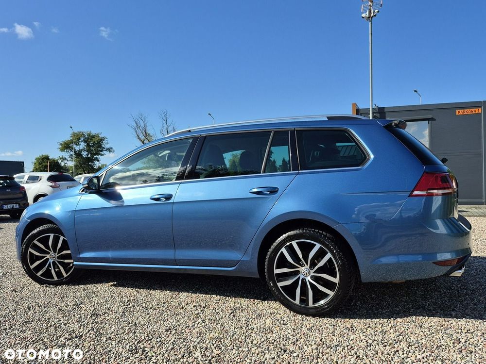Volkswagen Golf - 28