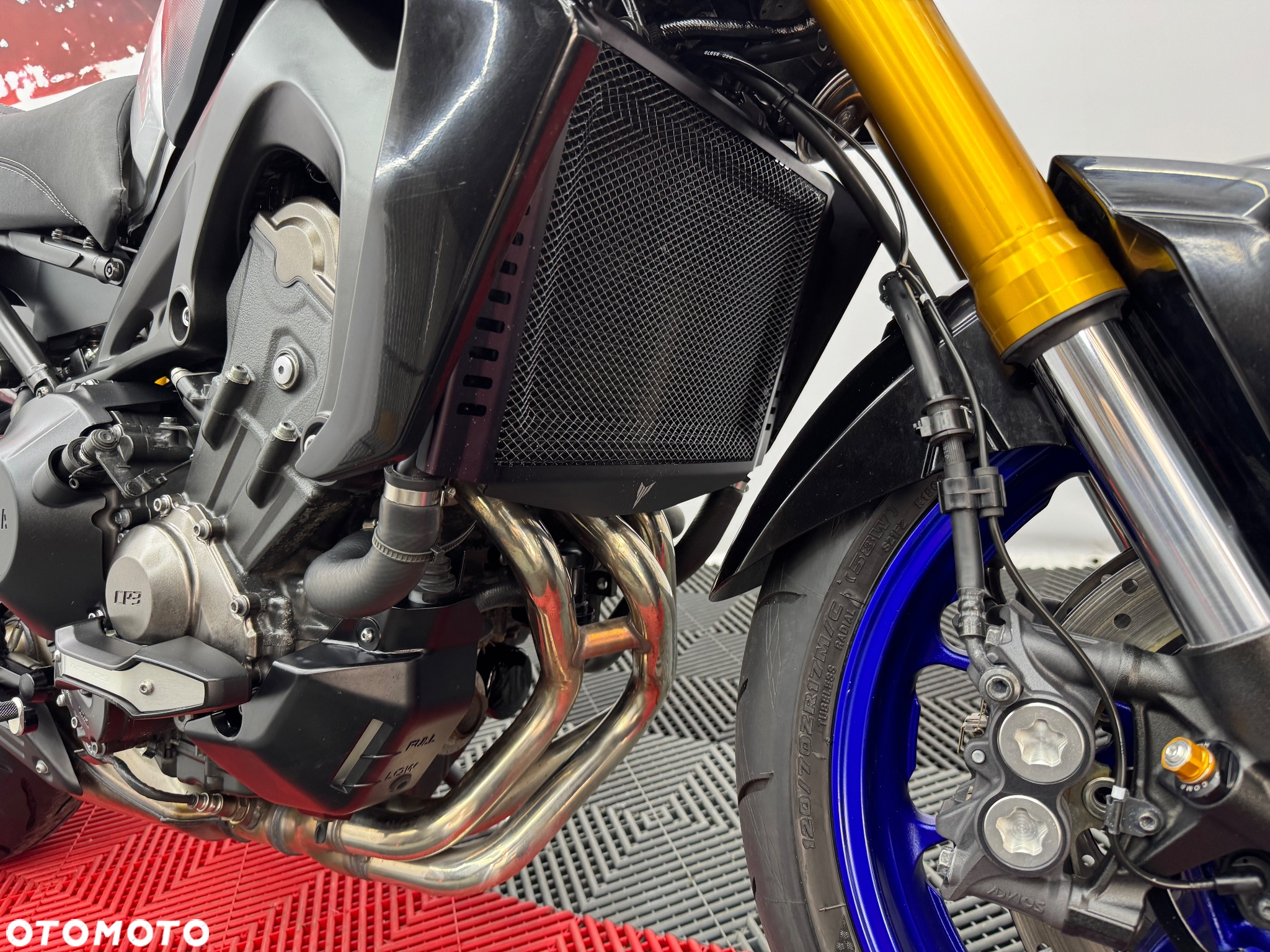 Yamaha MT - 40