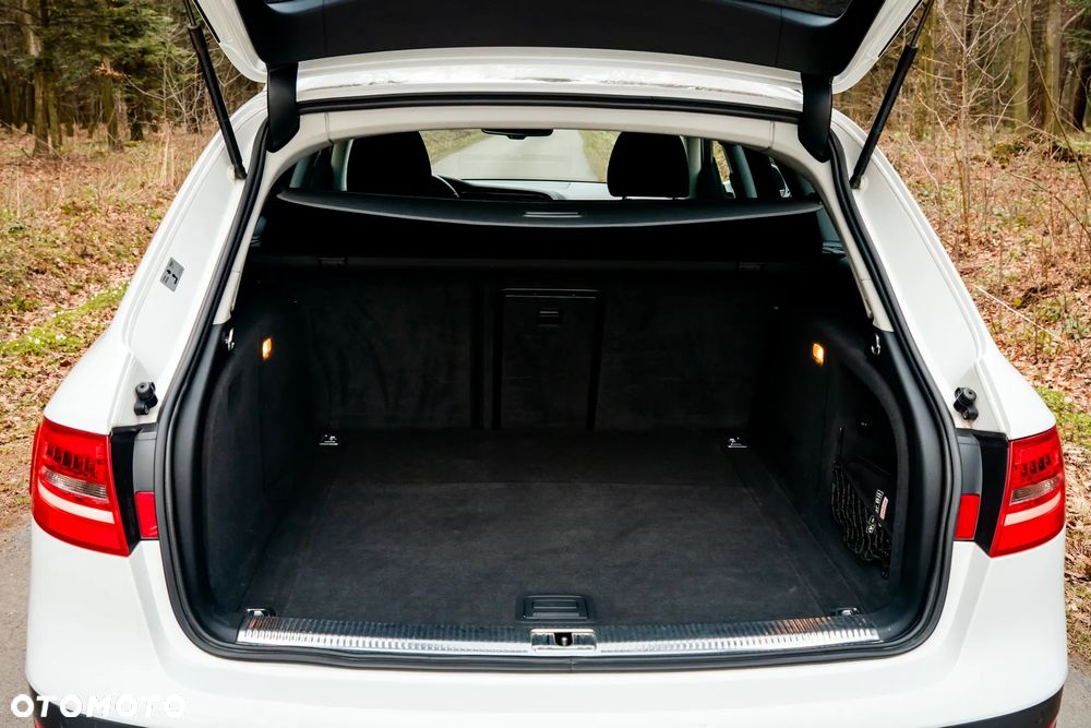 Audi A4 Allroad 2.0 TDI Quattro - 24