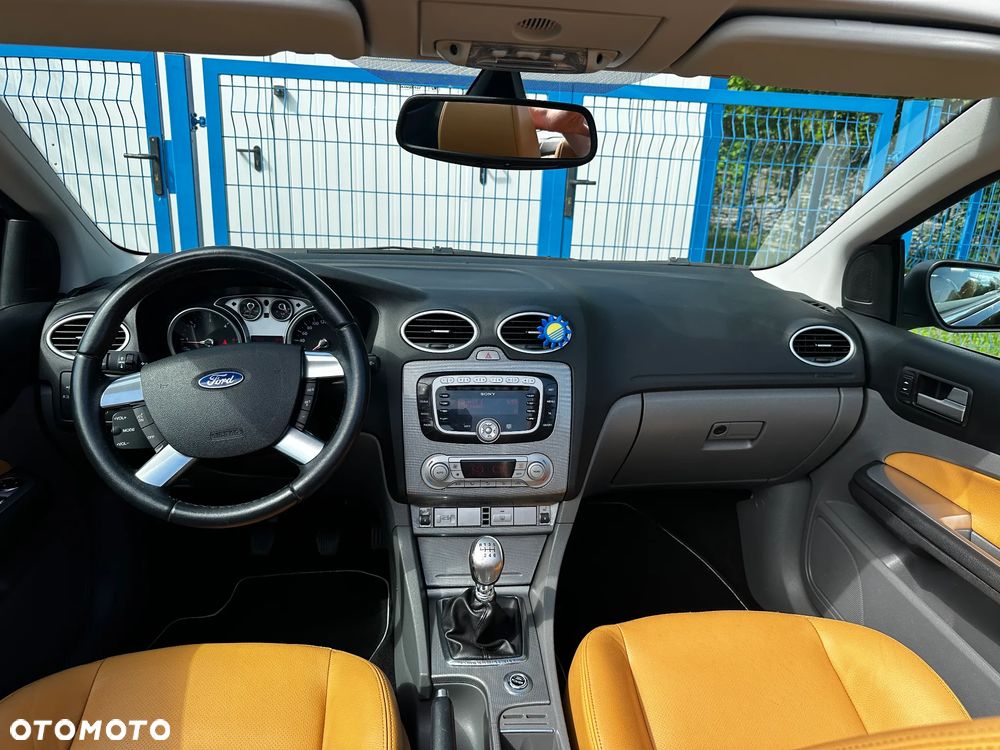 Ford Focus 2.0 TDCi DPF Titanium - 28