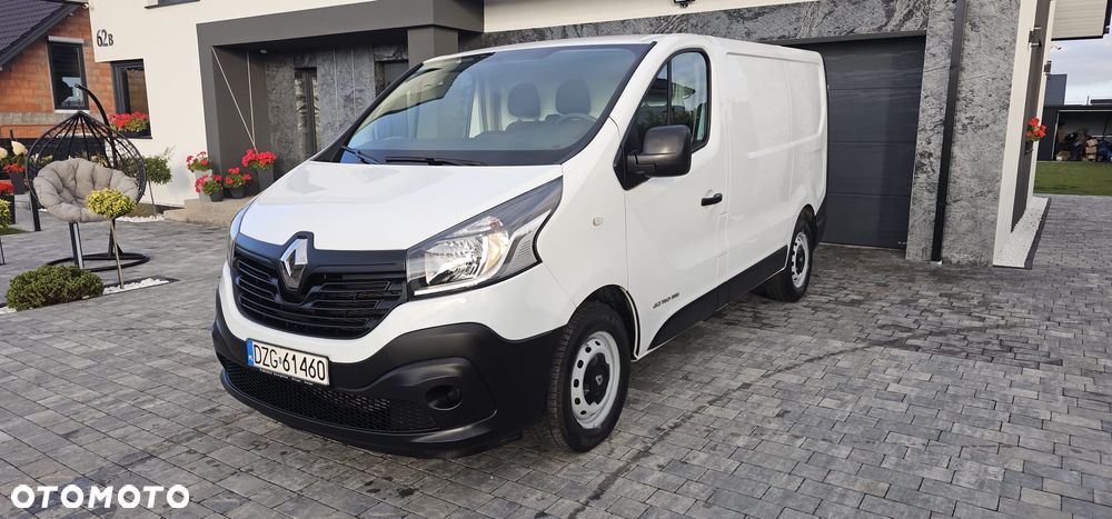 Renault Trafic - 1