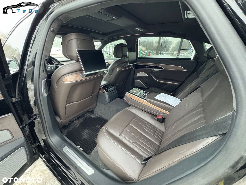 Audi A8 - 24