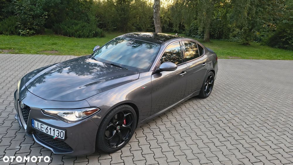 Alfa Romeo Giulia 2.0 Turbo 16V AT8 Veloce Ti - 5