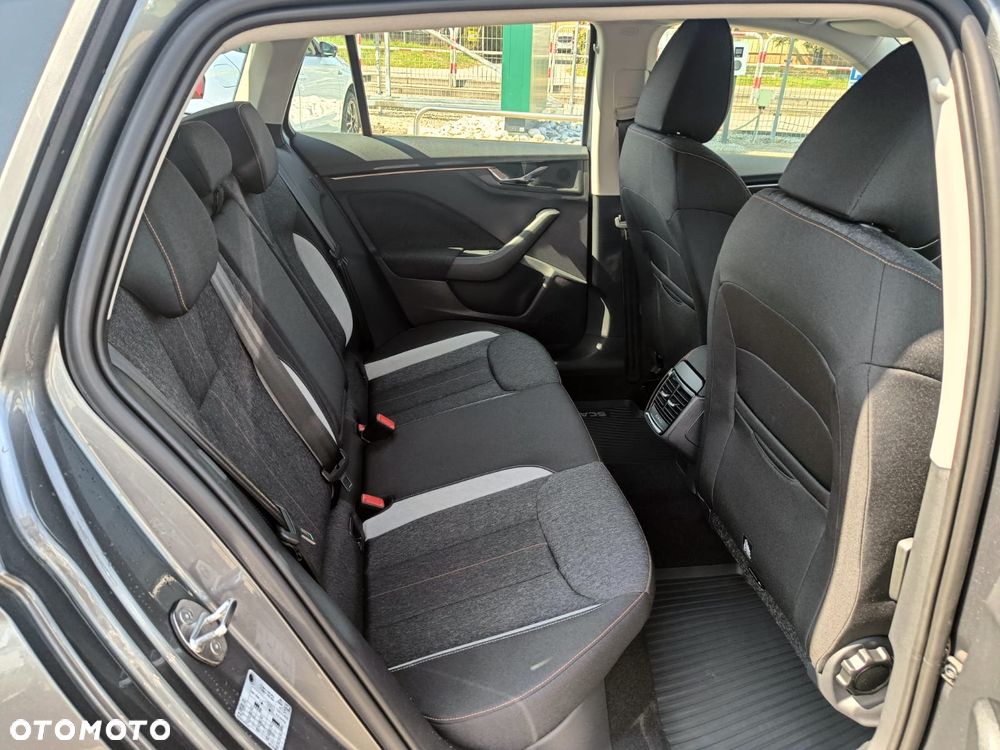 Skoda Scala 1.0 TSI Edition 130 DSG - 12