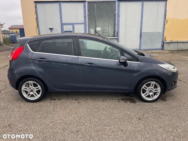 Ford Fiesta - 6