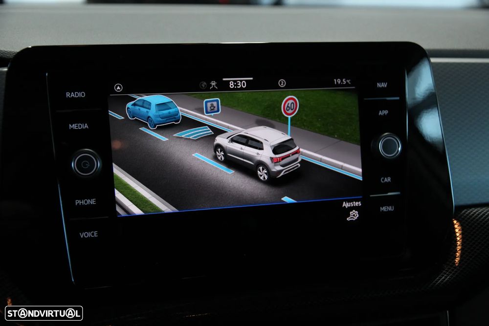 VW Taigo 1.0 TSI Urban DSG - 9