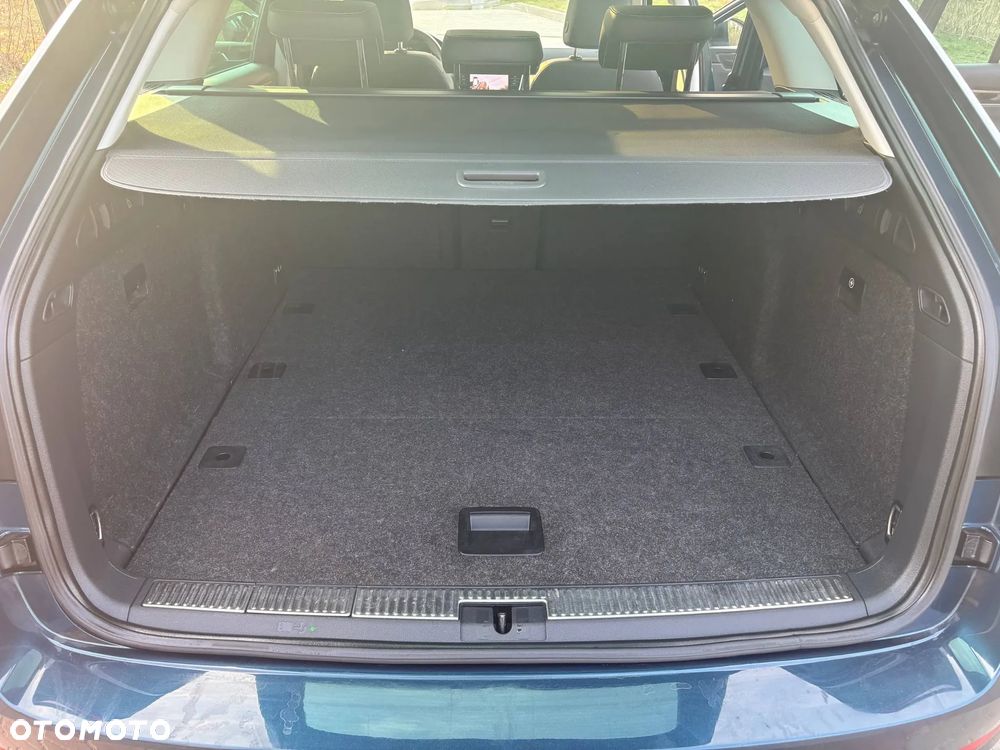 Skoda Superb 2.0 TDI DSG L&K - 16