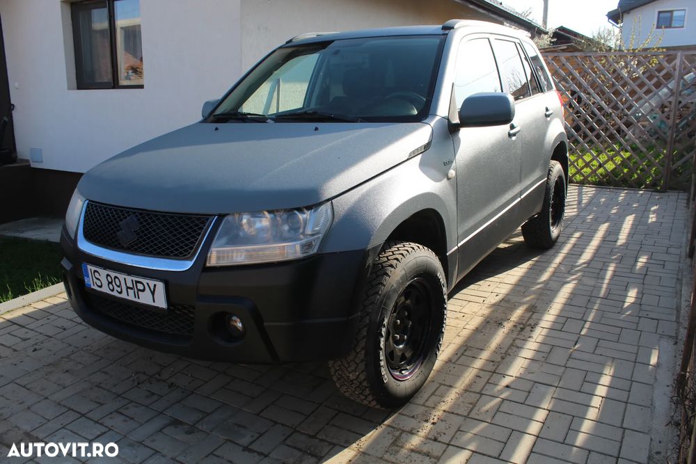 Suzuki Vitara - 1