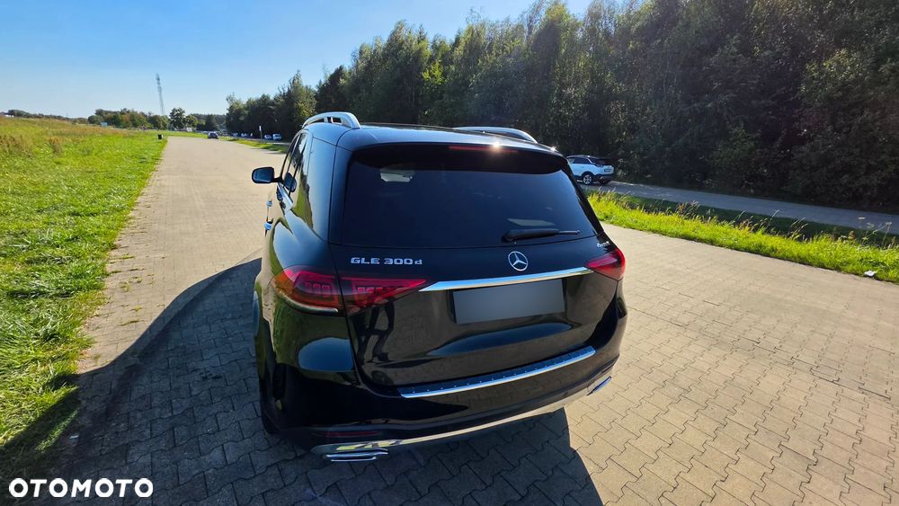 Mercedes-Benz GLE 300 d 4-Matic - 18