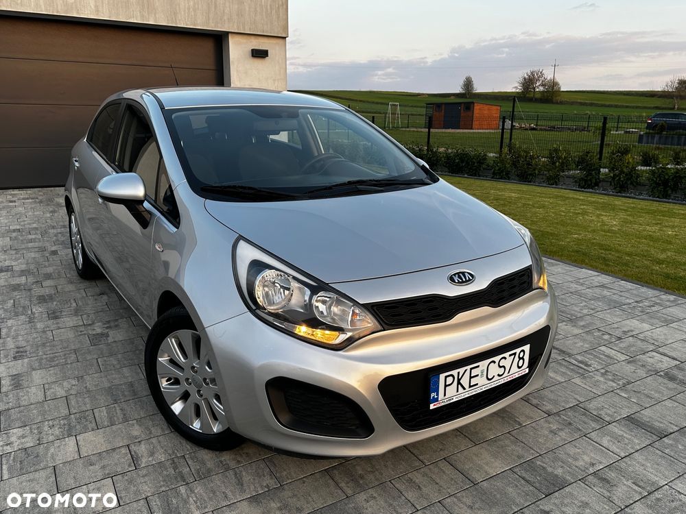 Kia Rio - 7