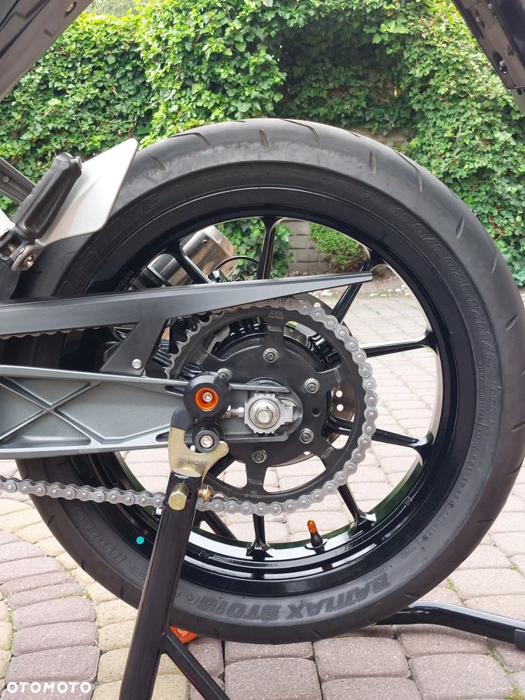 KTM Duke 125 - 20
