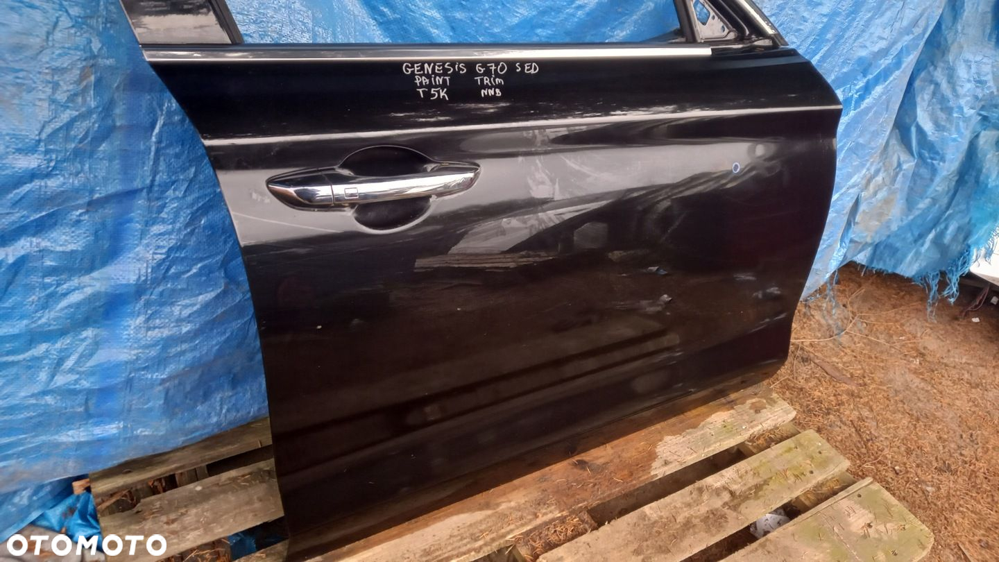 HYUNDAI GENESIS G70 DRZWI PRAWY PRZOD T5K NNB - 2