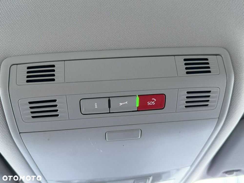 Volkswagen Passat - 22