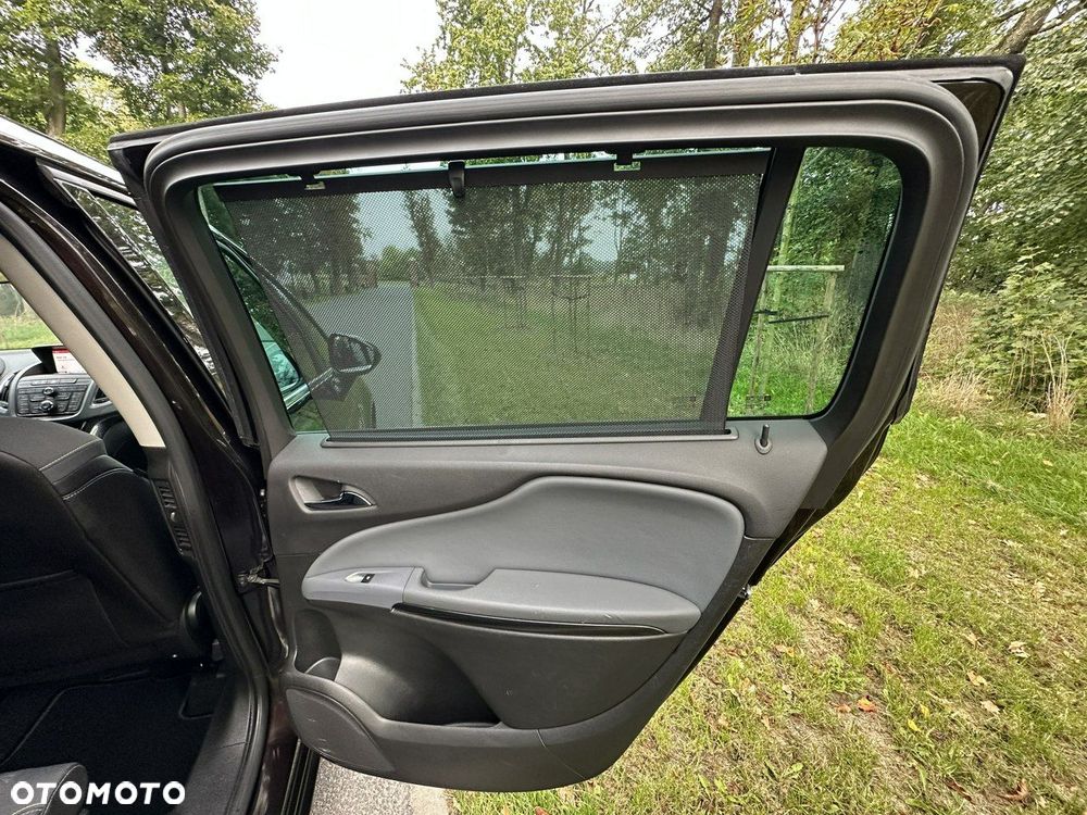Opel Zafira - 26