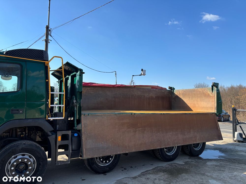 Volvo FMX 460 8x4 - 10