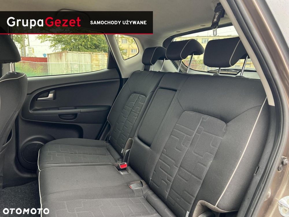 Kia Venga 1.6 L - 13