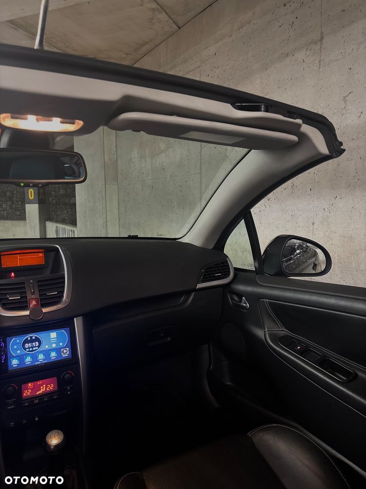 Peugeot 207 1.6 Turbo Platinum - 25