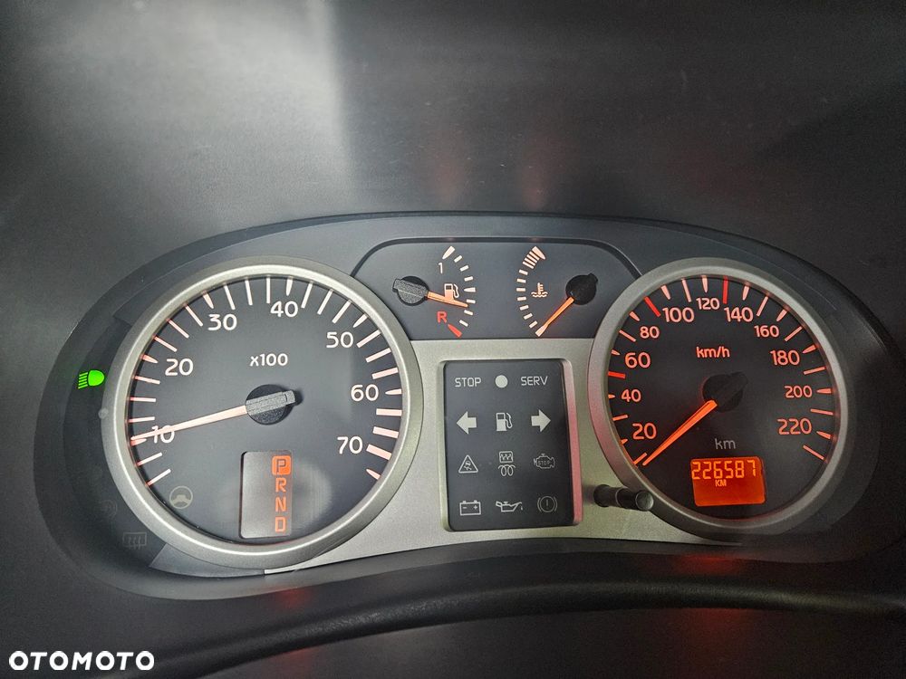 Renault Clio 1.4 16V Dynamique - 10