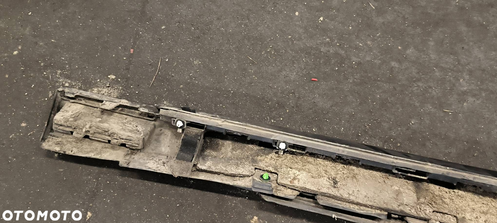 DEKOR LISTWA AUDI A8 L D5 4N PRAWA LONG - 2