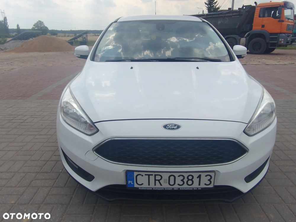 Ford Focus - 8