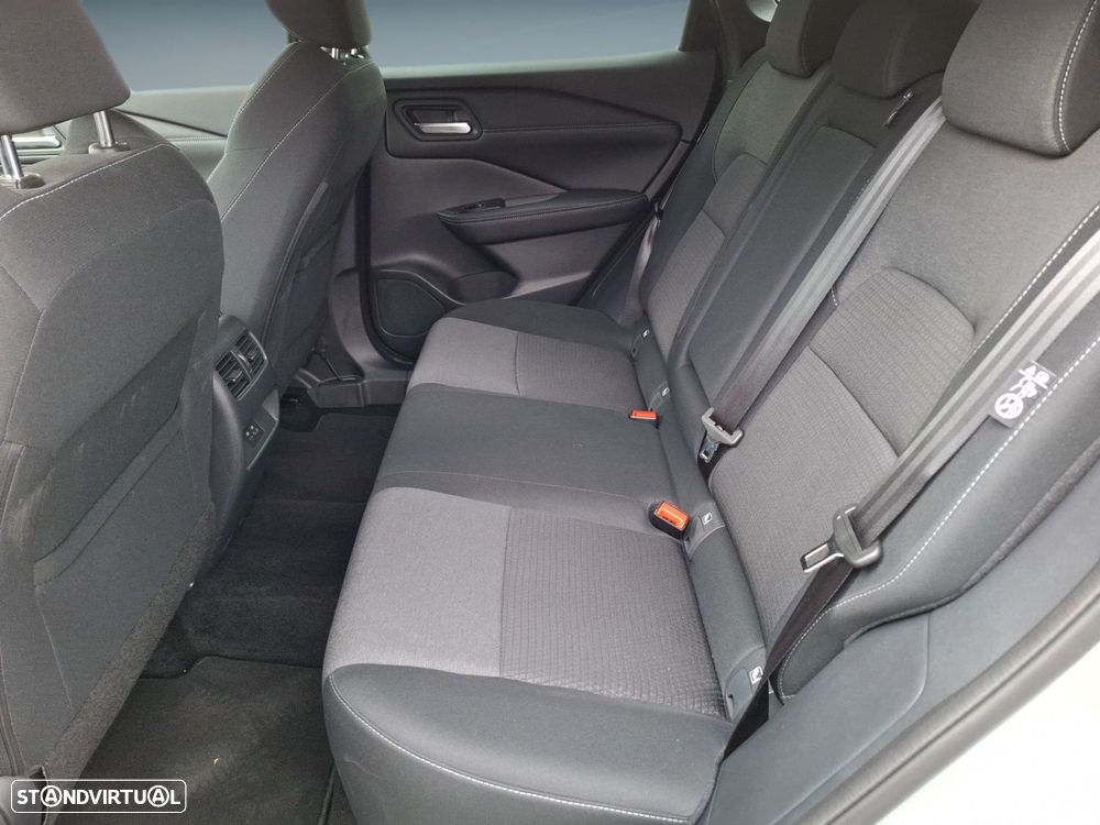 Nissan Qashqai 1.3 DIG-T N-Connecta LED - 14