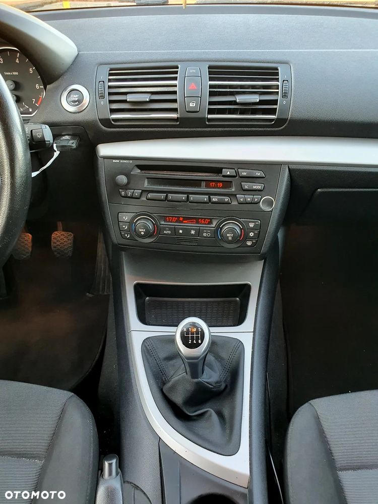 BMW Seria 1 - 19