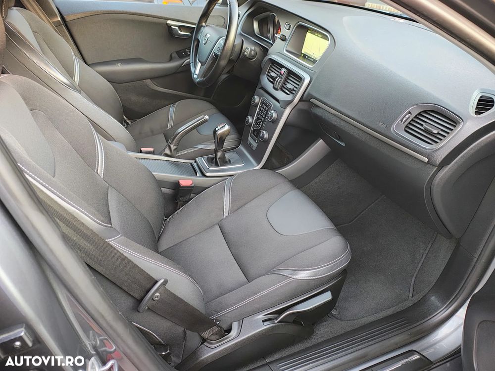 Volvo V40 D2 RDesign - 17