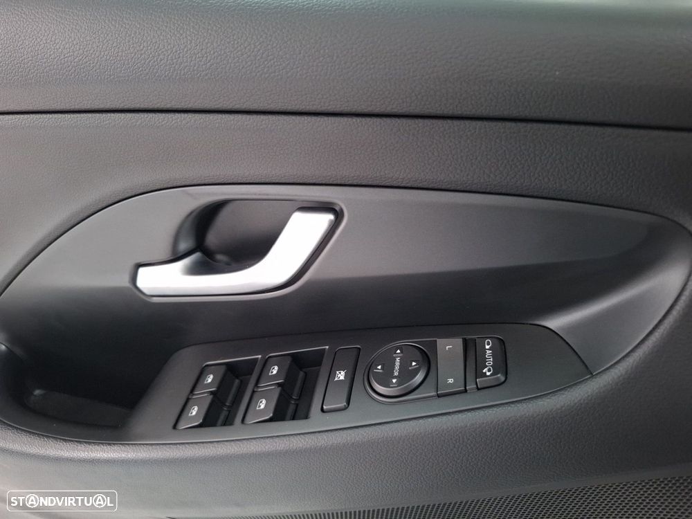 Hyundai i30 SW 1.0 T-GDi Style Plus - 23