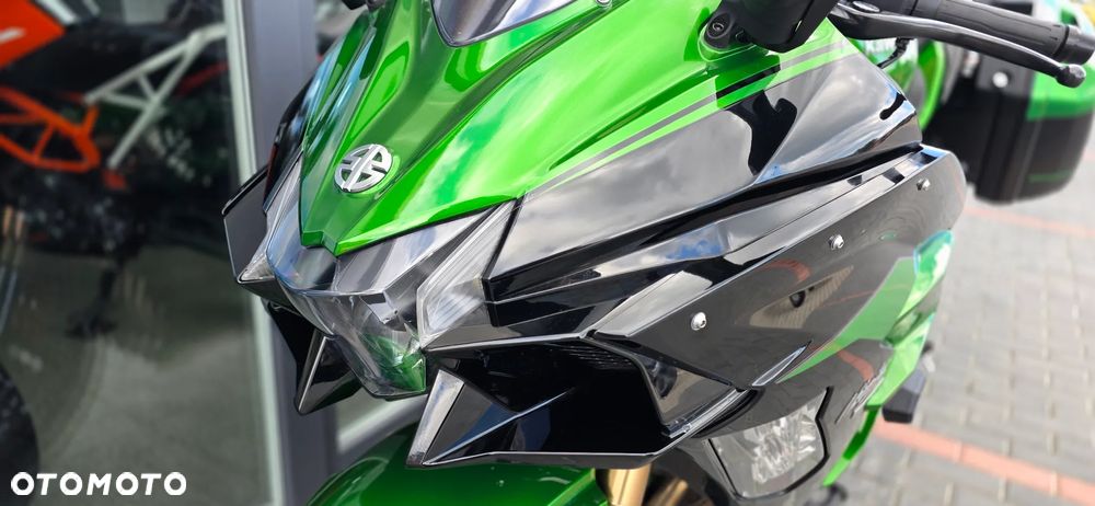 Kawasaki Ninja H2 SX - 31
