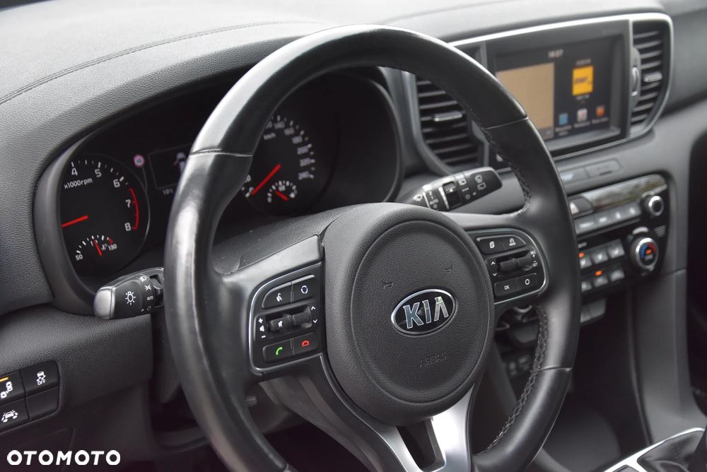 Kia Sportage 1.6 GDI 2WD DREAM-TEAM EDITION - 33