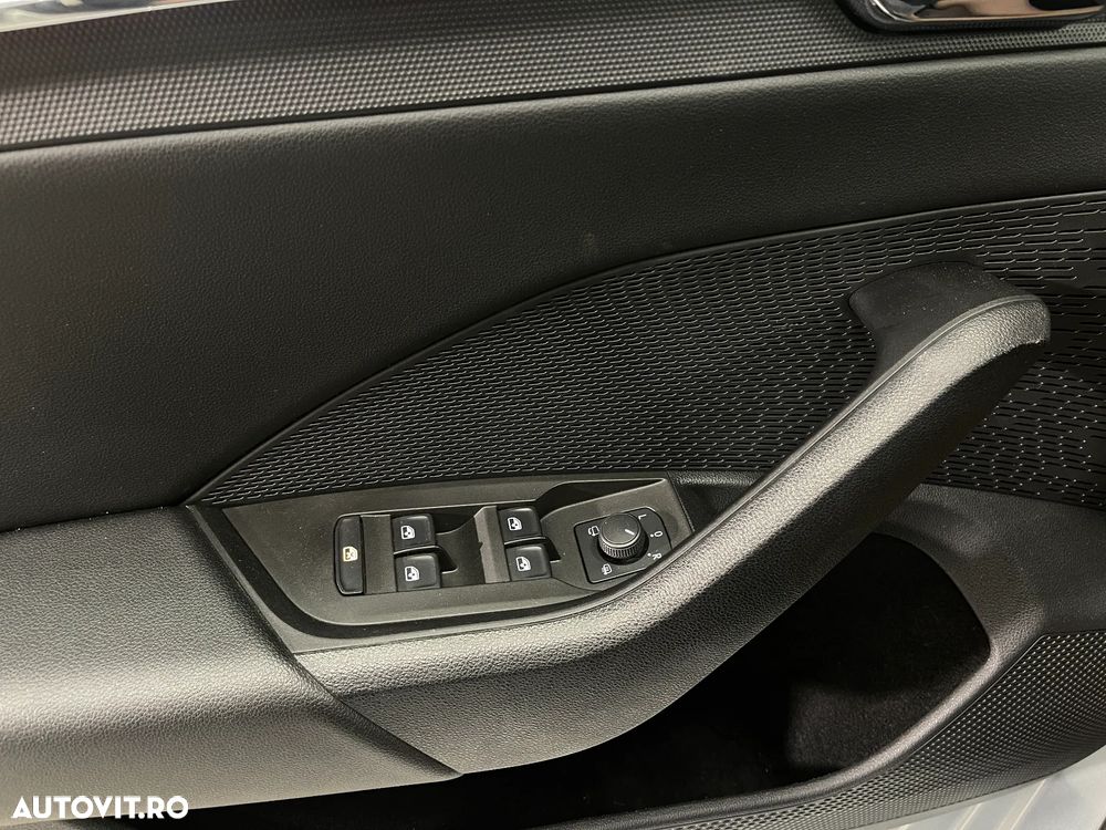 Skoda Octavia 2.0 TDI DSG Style - 20