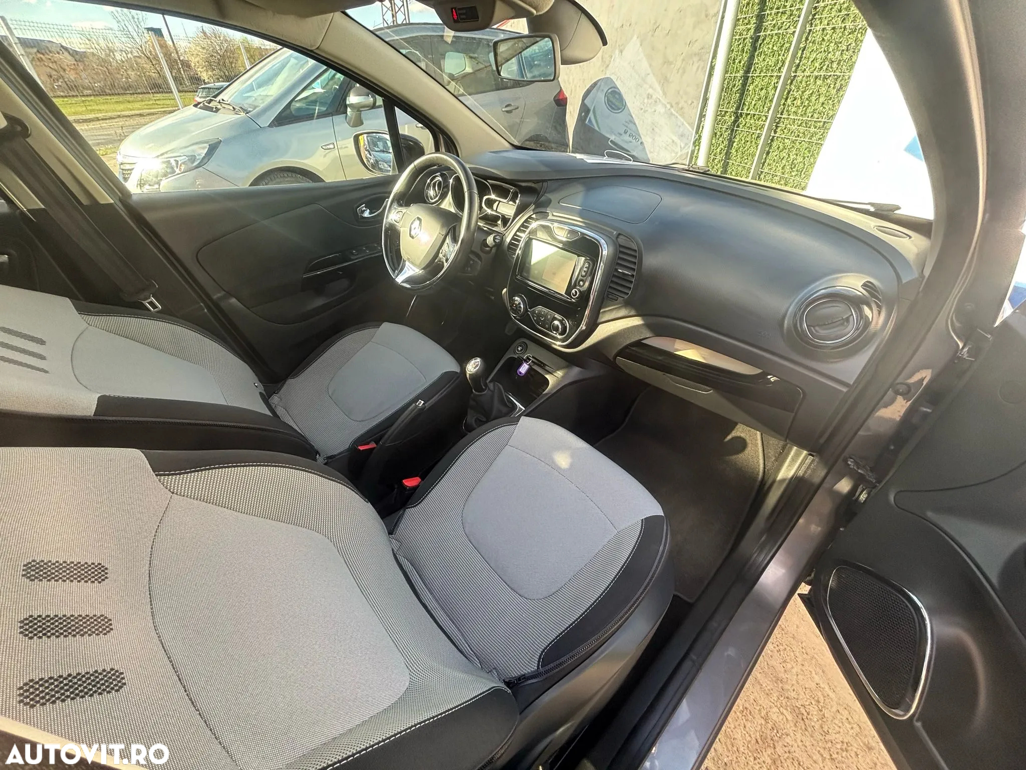 Renault Captur dCi Expression - 17