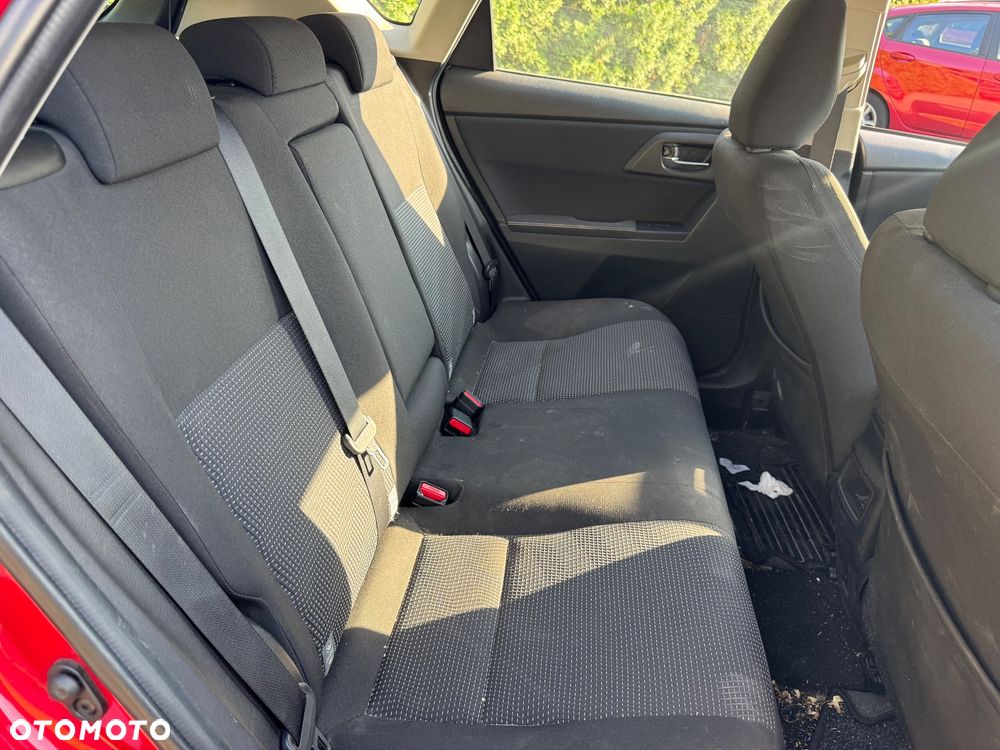 Toyota Auris - 18