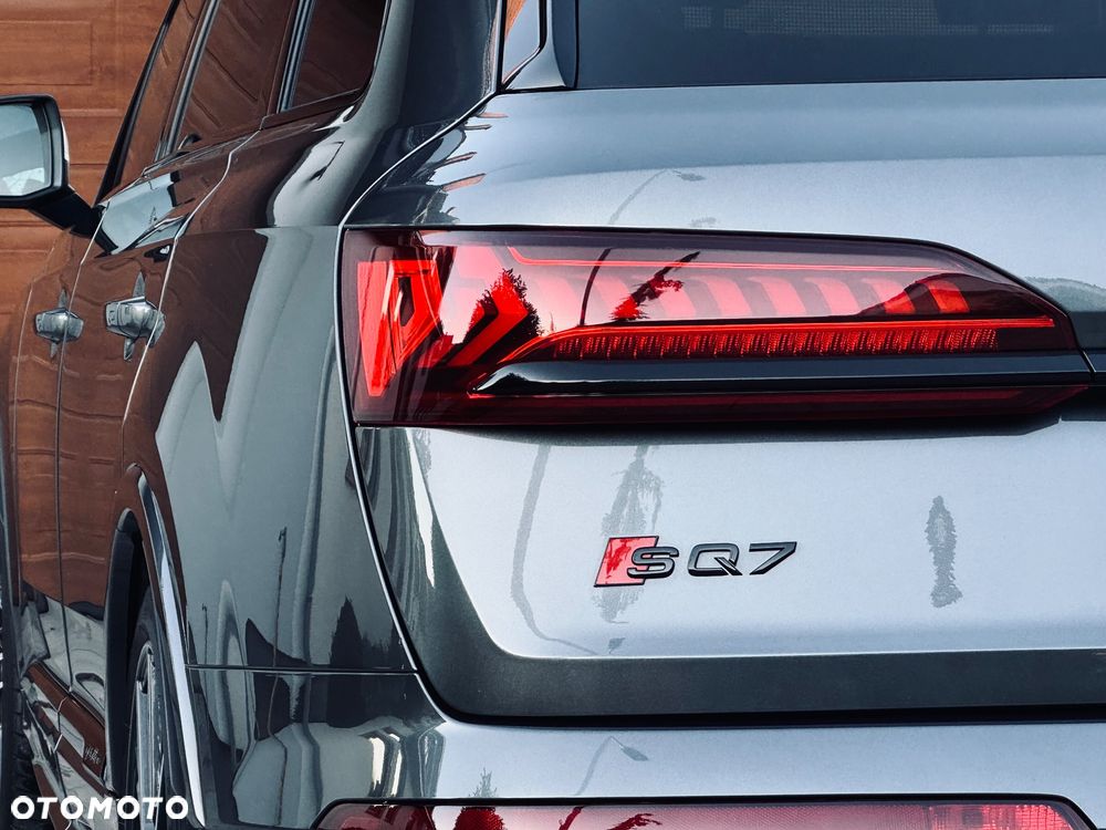 Audi SQ7 - 9