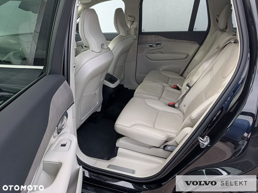 Volvo XC 90 - 24