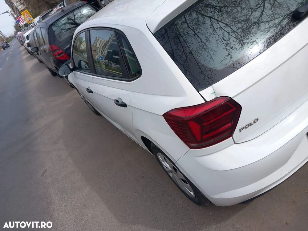 Volkswagen Polo 1.6 TDI Comfortline - 4