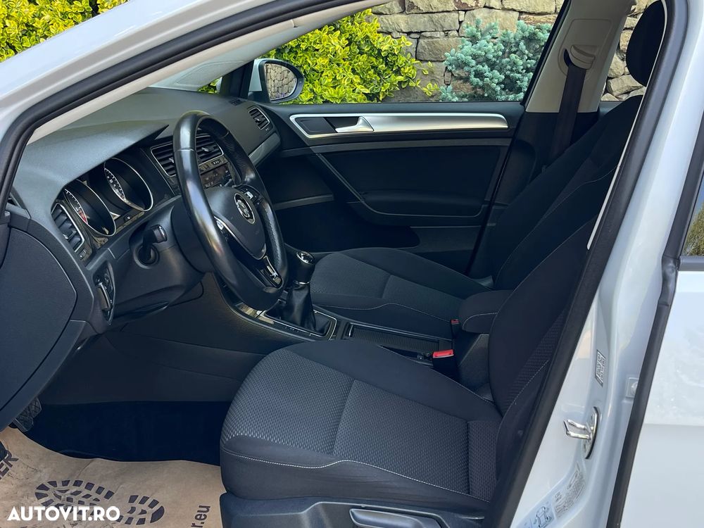 Volkswagen Golf 1.6 TDI (BlueMotion Technology) Comfortline - 31
