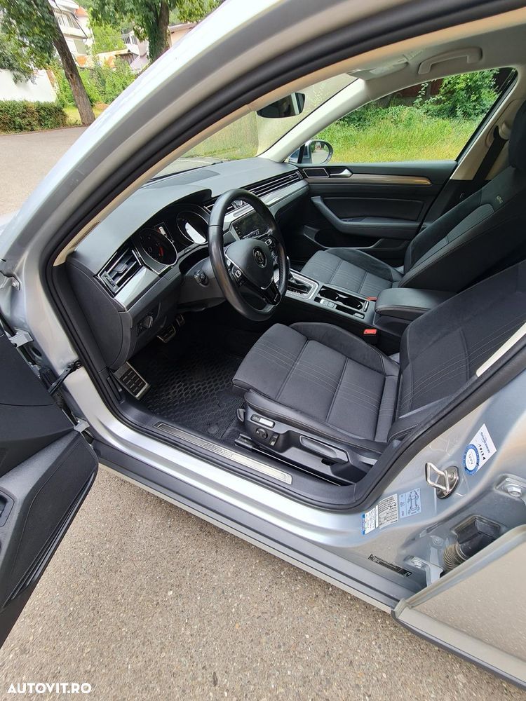 Volkswagen Passat Alltrack 2.0 TDI SCR 4Motion DSG - 18