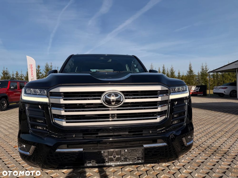 Toyota Land Cruiser - 3